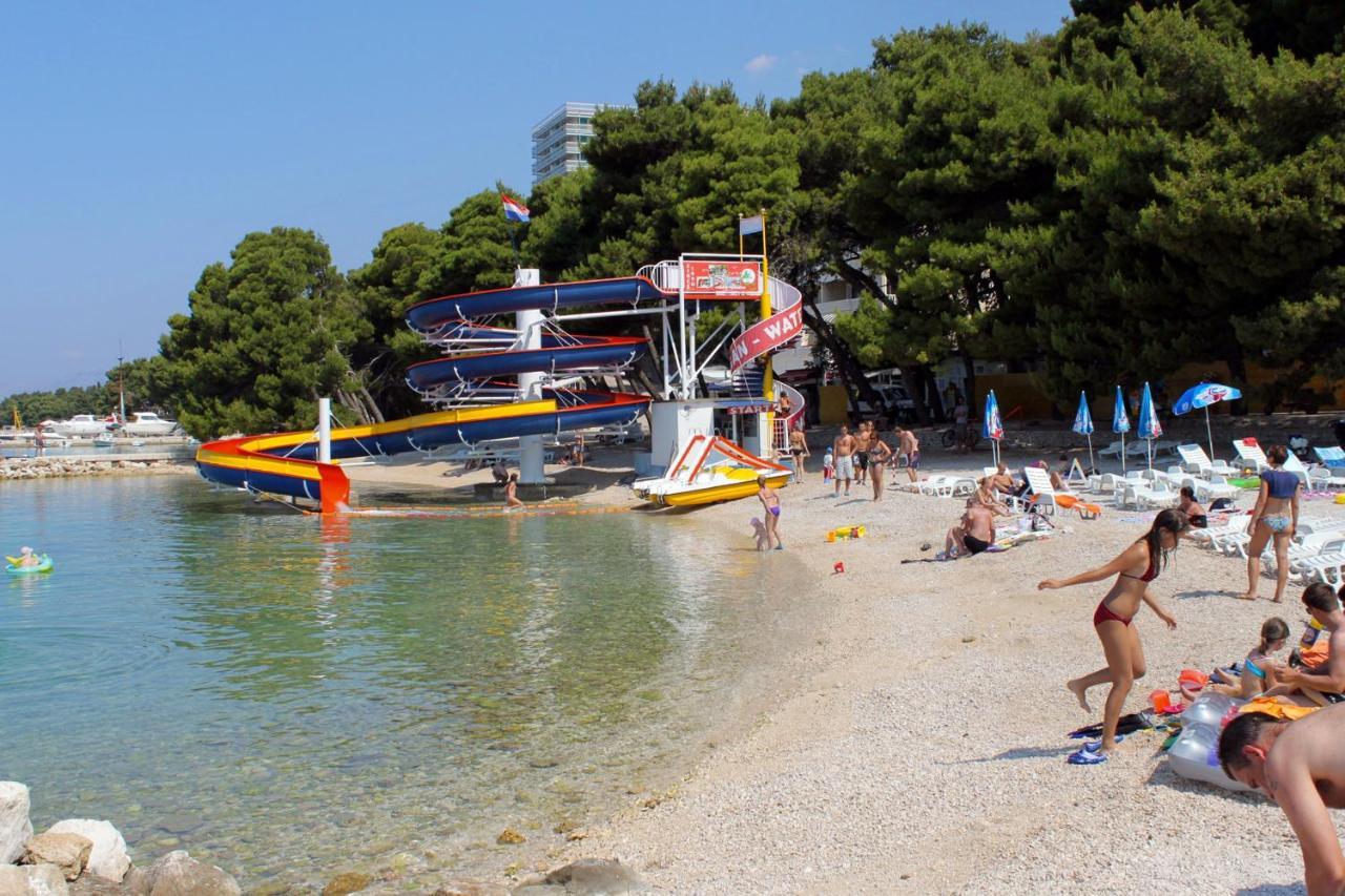 Apartments With A Parking Space Makarska - 11418 Exterior foto